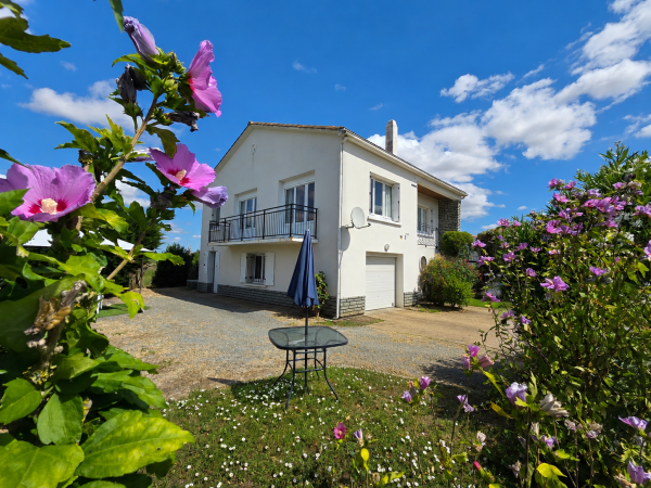 Offres de vente Maison Grues 85580